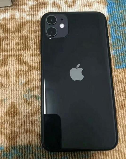 苹果16最新爆料小白测评,小白实测,性能与设计的完美融合 第1张 苹果16最新爆料小白测评,小白实测,性能与设计的完美融合 第1张